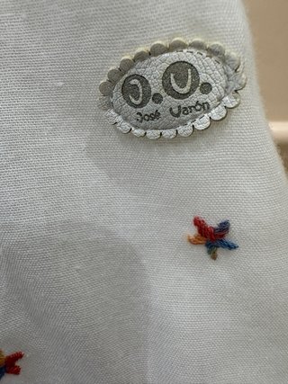 Vestido blanco con estrellas para niña