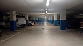 Garaje en venta en Sant Just Desvern