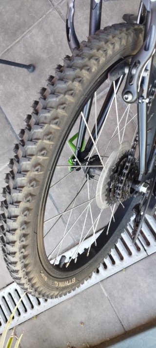 Bicicleta Infantil B'Twin MTB Racing 500 20 "