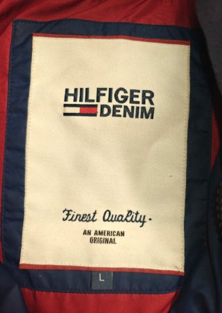 Abrigo plumífero Tommy Hilfiger en color azul