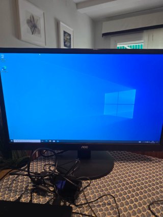 Mini PC Lenovo Negro