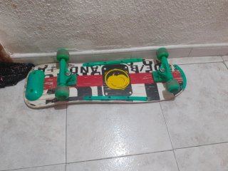 Patineta skateboard.