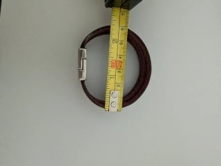 Pulsera cuero y acero @.com
