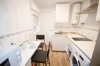 Piso en alquiler en Pradolongo en Madrid