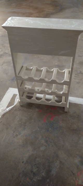 Botellero de madera blanco