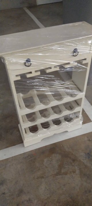 Botellero de madera blanco