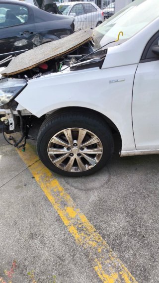Aleta Peugeot 308