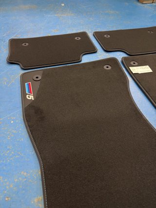 Alfombrillas a estrenar BMW S5 G61 Touring (2024)