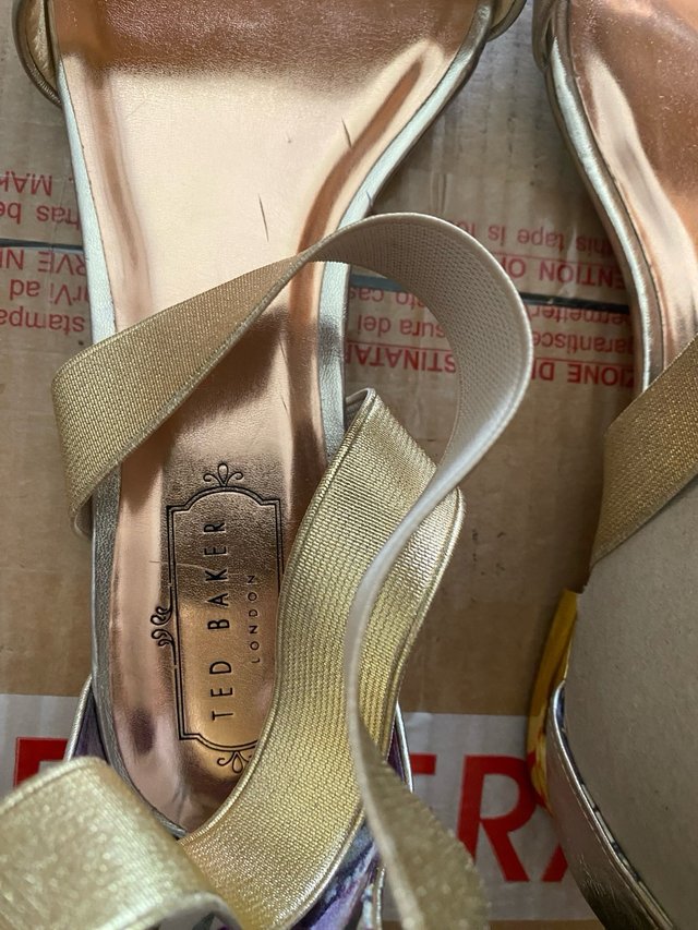 Sandali nuovi neri taglia 39 e 40 di Ted Baker London