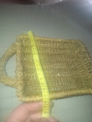 Cesta rafia/ratan tejida a mano.Como nueva !