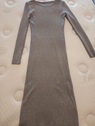 Vestido de punto gris manga larga