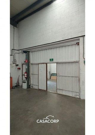Nave industrial en venta en Santa Cruz de Bezana