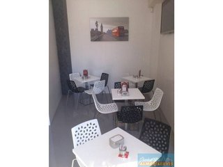 Local comercial en venta en Adra