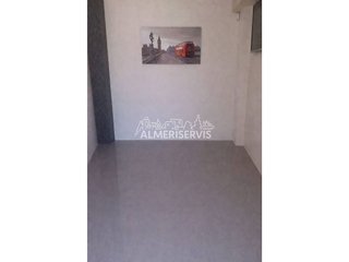 Local comercial en venta en Adra