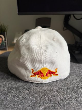 Gorra New Era Red Bull Negra y Blanca