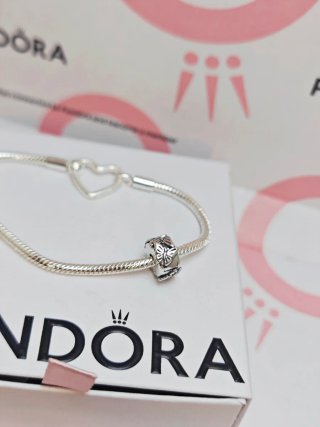 Pulsera Pandora 19cm Corazón y Cierre Seguridad