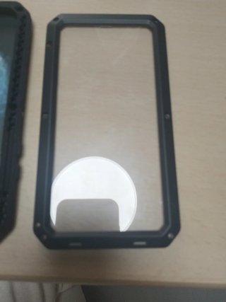 Custodia iPhone 12 Pro Max: Anti-polvere e acqua.