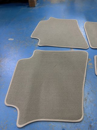 Alfombrillas Jeep Grand Cherokee WK (05-10)