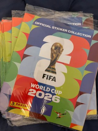 Lote 2 Álbumes Panini Mundial 2026