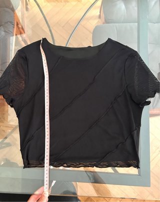 Top de malla negro