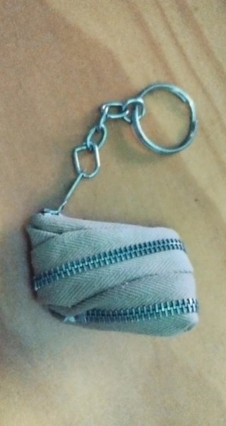 Mini monedero llavero cremallera hecho a mano