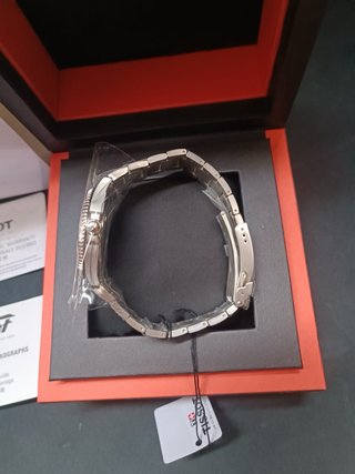 Reloj Tissot Seastar 40mm Negro/Plata Nuevo