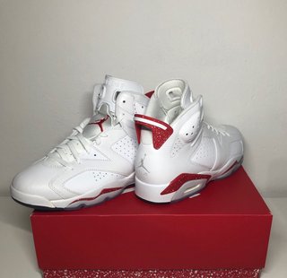 Jordan 6 Retro Red Oreo