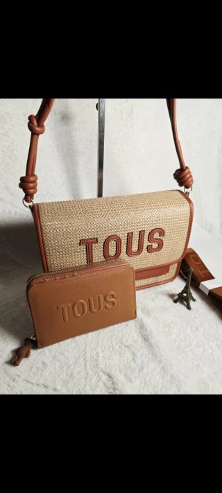 Bolso y cartera Tous beige y blanco