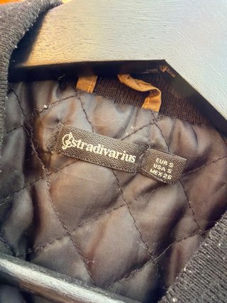 Chaqueta Bomber Verde Stradivarius