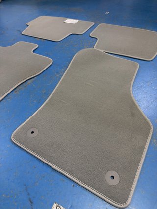 Alfombrillas a estrenar Golf 7 (2013-2021)