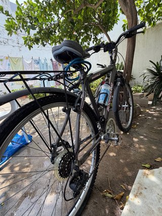 Pareja Bicicletas Montaña Boomerang
