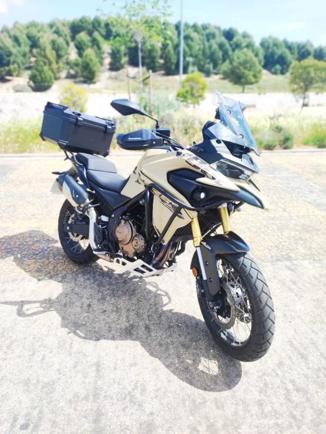 Voge 650 DSX Arena - Moto Aventura