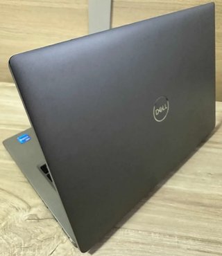 Portátil Dell 5320 i5 11a 16Gb RAM 512Gb SSD 13,3"