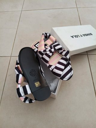 Sandalias Bimba y Lola sin estrenar