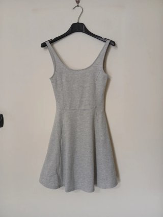 Set 4 capi H&M neri e arancioni