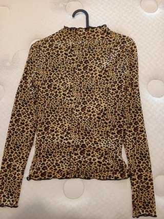 Camiseta manga larga estampado leopardo