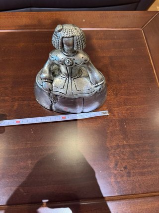 Figura decorativa de menina