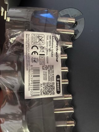 Adaptador Enchufe Ewent Schuko a Italiano 16A