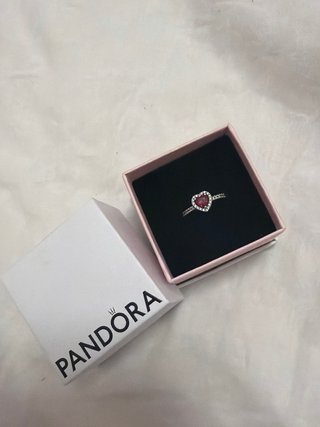 Anillo Pandora Corazón Rojo y Plata