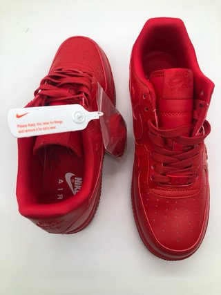 Nike Air Force 1 '07 Rosas Rojas