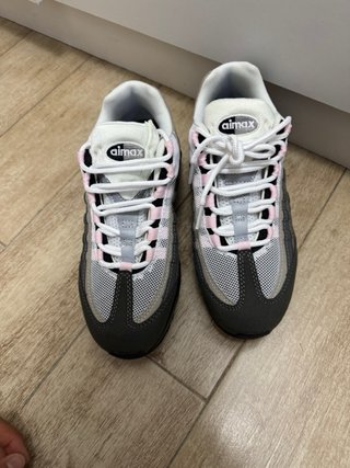 Nike Air Max 95 Talla 39 Rosa Gris