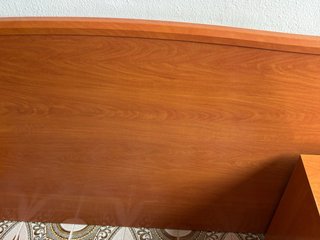 Mesitas de noche y cabecero madera