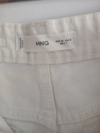 Pantalones cortos blancos Mango Talla 40