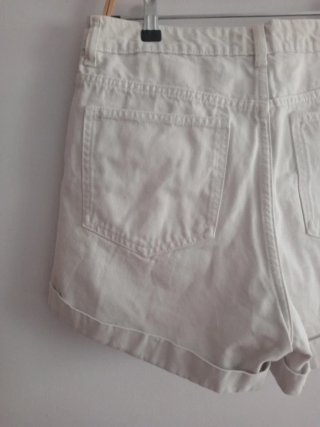 Pantalones cortos blancos Mango Talla 40