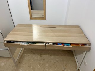 Escritorio madera y metal 2 cajones