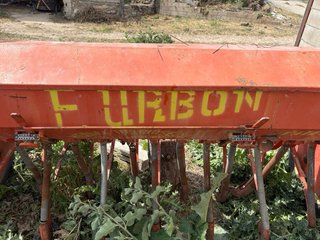 Sembradora Urbon 13 rejas,2m de trabajo 2’35 total