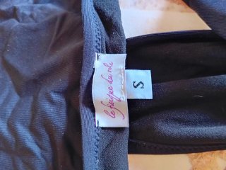 Costume intero nero con dettaglio gioiello