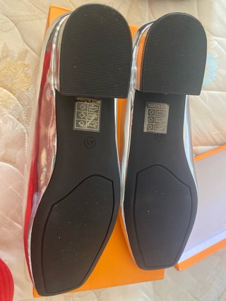 Zapatos plateados punta semi cuadrada