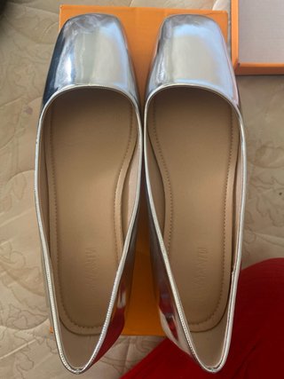 Zapatos plateados punta semi cuadrada
