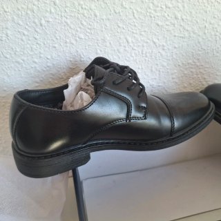 Zapatos de vestir negros para niño